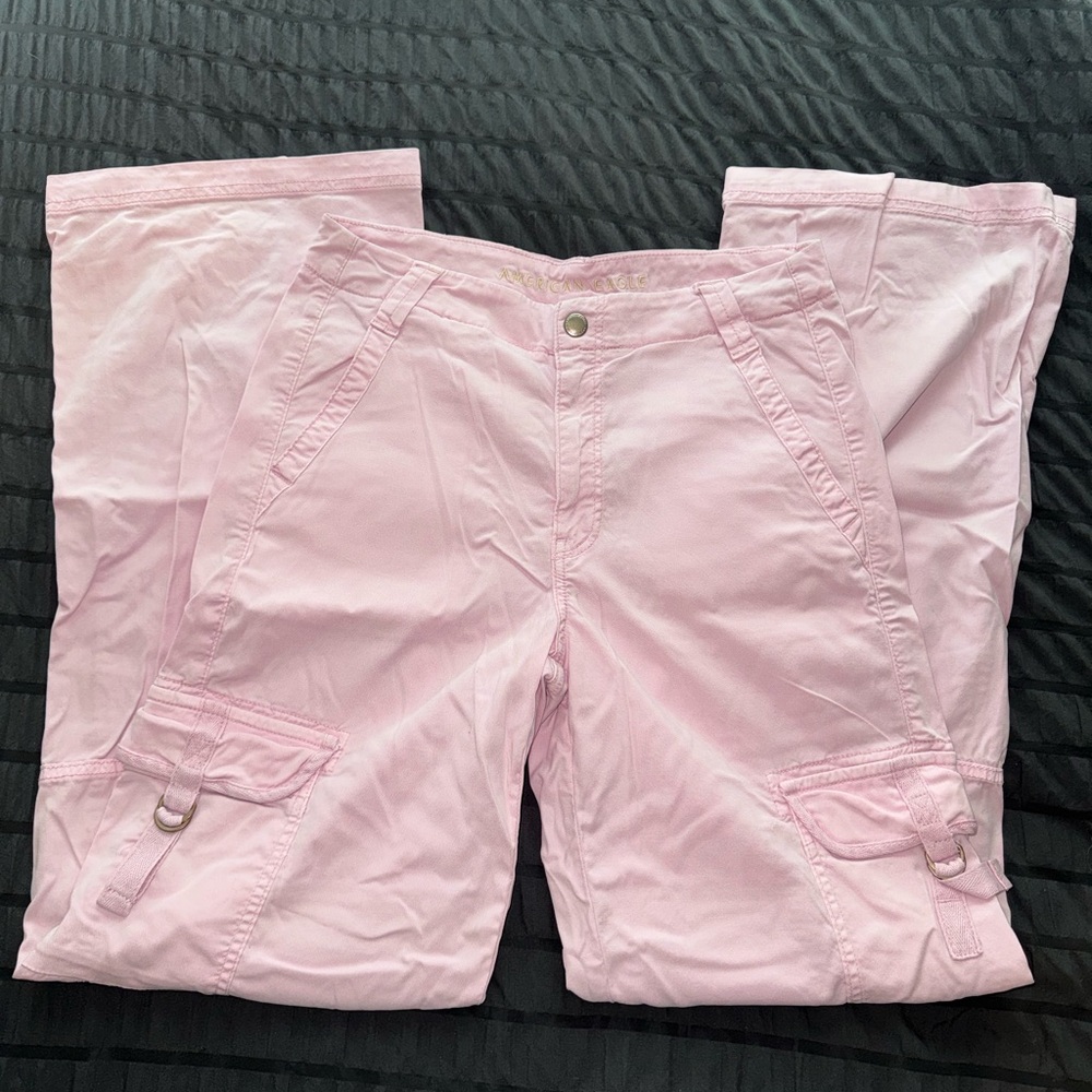 American Eagle Dreamy Drape Super High Rise Baggy Wide Leg Cargo Pants